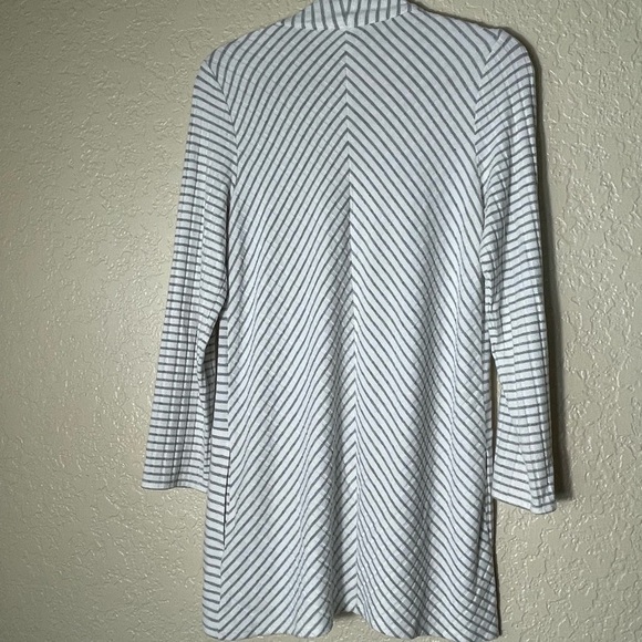 Chico's Zenery White with Gray Stripes Open Front Cardigan Knit Sweater Size 0 - Picture 2 of 8